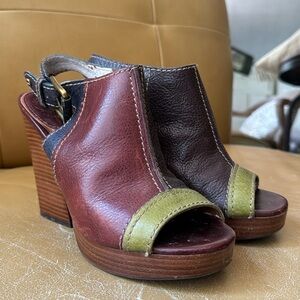 Lucky brand wood/leather funky platforms Sz 8